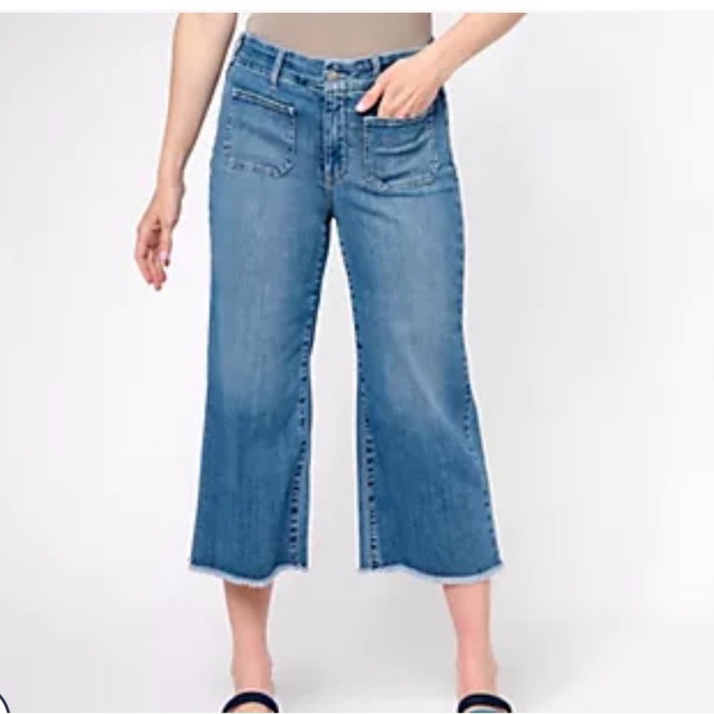 NYDJ Patchie Wide Leg Capri Jeans